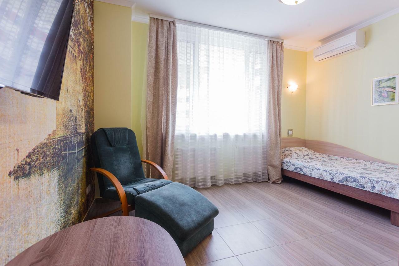 Солнечная Квартира На Ломоносова 71, Вднх Kiev Ngoại thất bức ảnh
